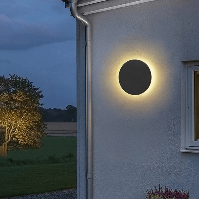 Nova - Contemporary Reflective Disc Wall Lamp - InspiraDesigns