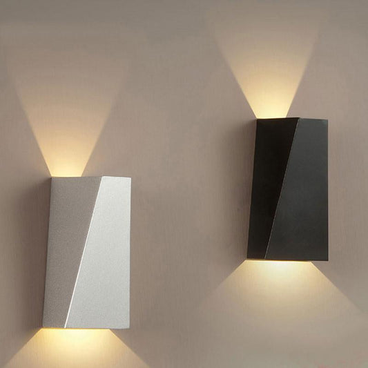 Elegant Prism Wall Sconce - InspiraDesigns 