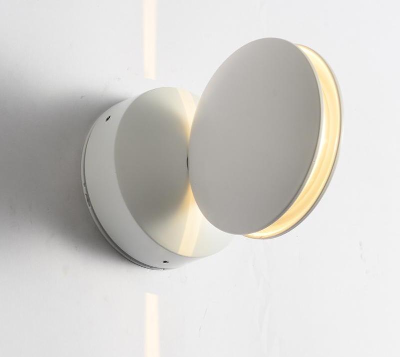 Halo - Circular LED Wall Mount Lamp - InspiraDesigns 