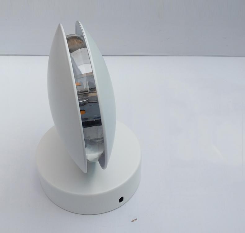 Halo - Circular LED Wall Mount Lamp - InspiraDesigns 