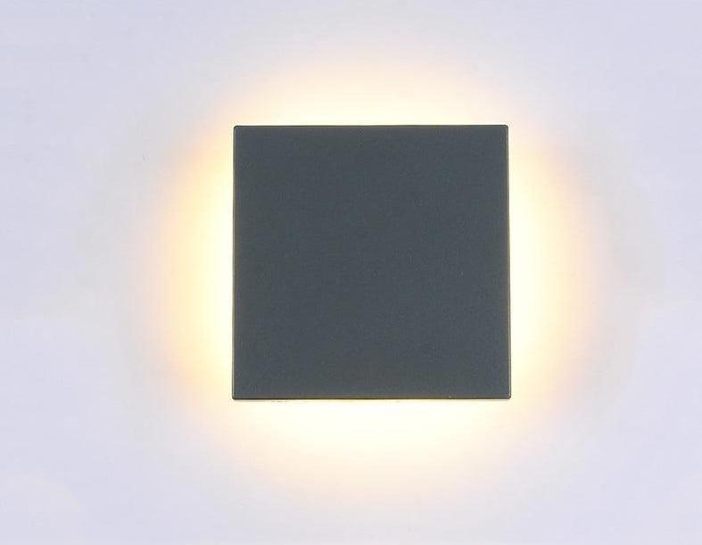 Nova - Contemporary Reflective Disc Wall Lamp - InspiraDesigns 