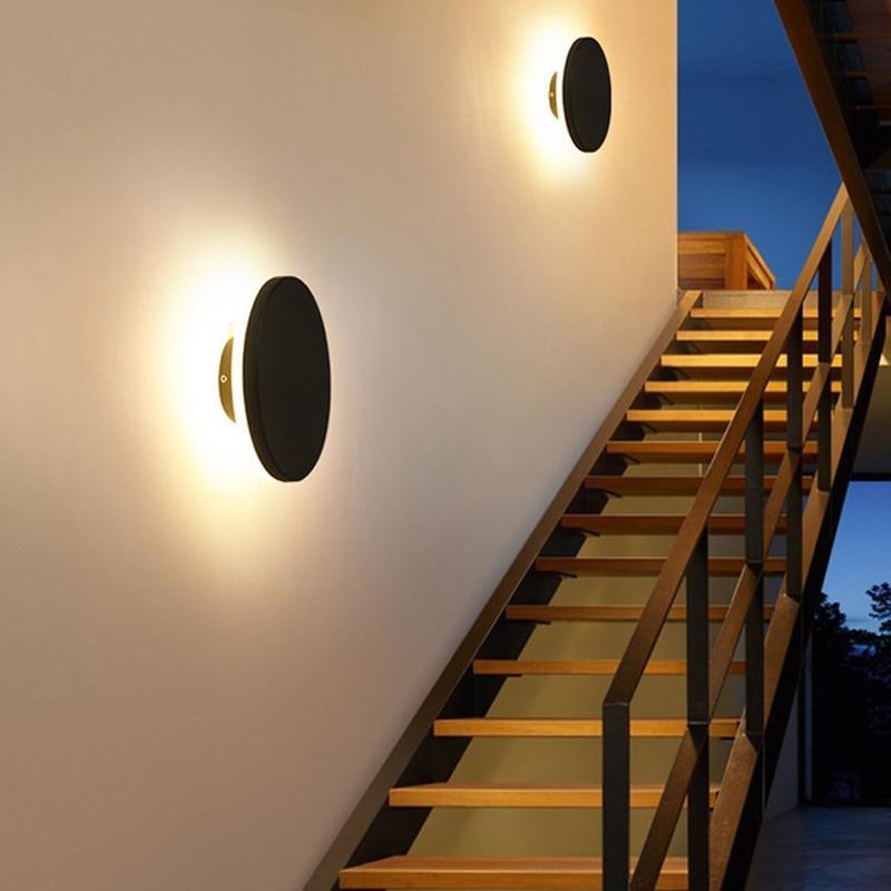 Nova - Contemporary Reflective Disc Wall Lamp - InspiraDesigns 